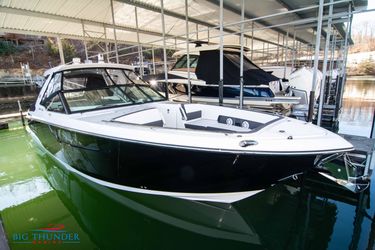 37' Monterey 2024 Yacht For Sale